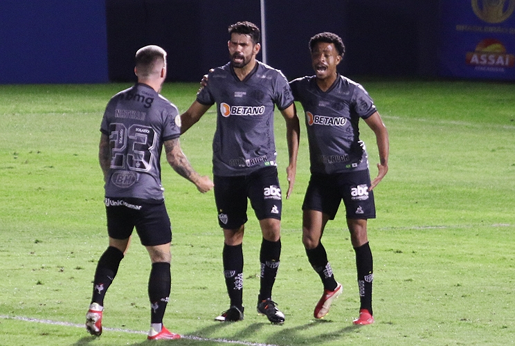 Diego Costa marcou o gol de empate do Atlético em Bragança Paulista