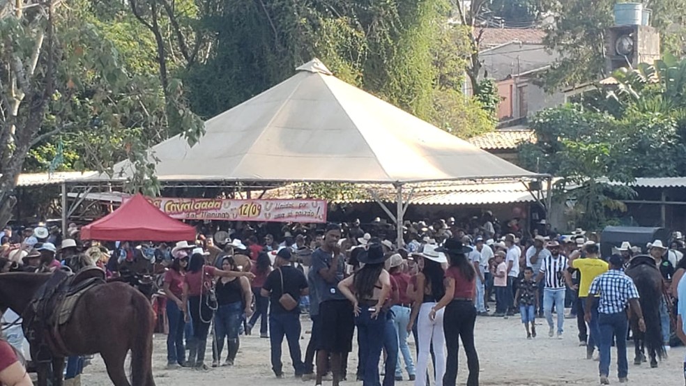 Operação em Contagem acaba com encontro de cavaleiros e amazonas 