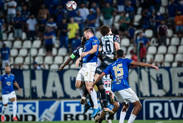 CRUZEIRO 1 x 1 OPERÁRIO-PR