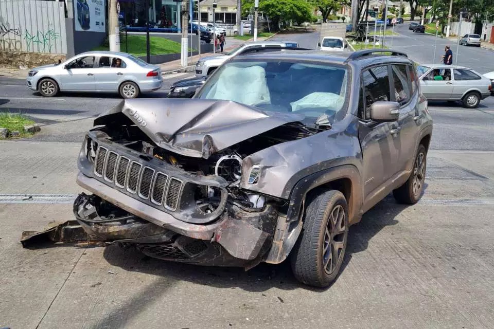 Menino de 12 anos que dirigiu 60 km até BH é autuado por lesão corporal culposa