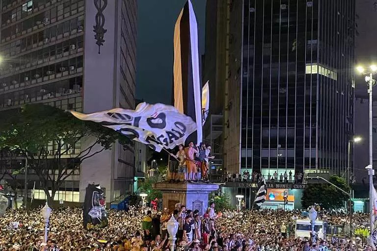 Prefeitura de BH multa Atlético por festa de comemoração do título