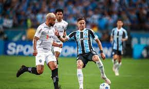 Grêmio e Bahia estão rebaixados à Série B do Campeonato Brasileiro, os dois tricolores se juntam a Chapecoense e Sport